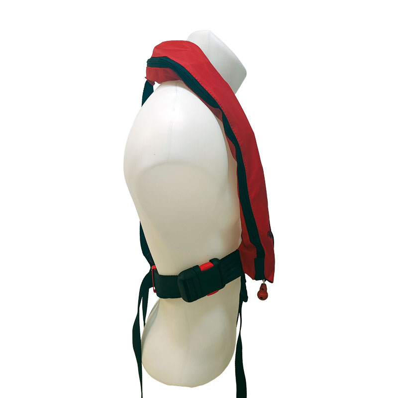 Omicron Inflatable Lifejacket, 100 & 170, ISO - Image 2